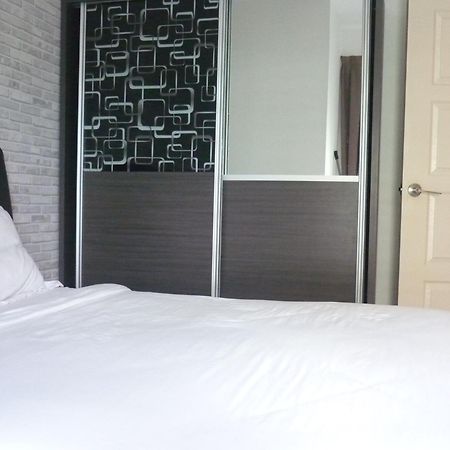 ג'ורג' טאון 2 Bedrooms & 2 Bathrooms Near New Gurney Bay מראה חיצוני תמונה